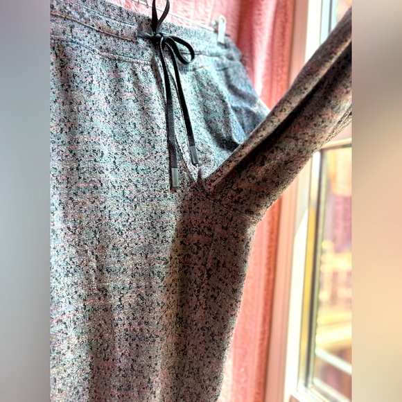 Lululemon Ready to Rulu Jogger•Neon Tweed Jacquard Battleship Electric Coral•12 - Picture 14 of 16